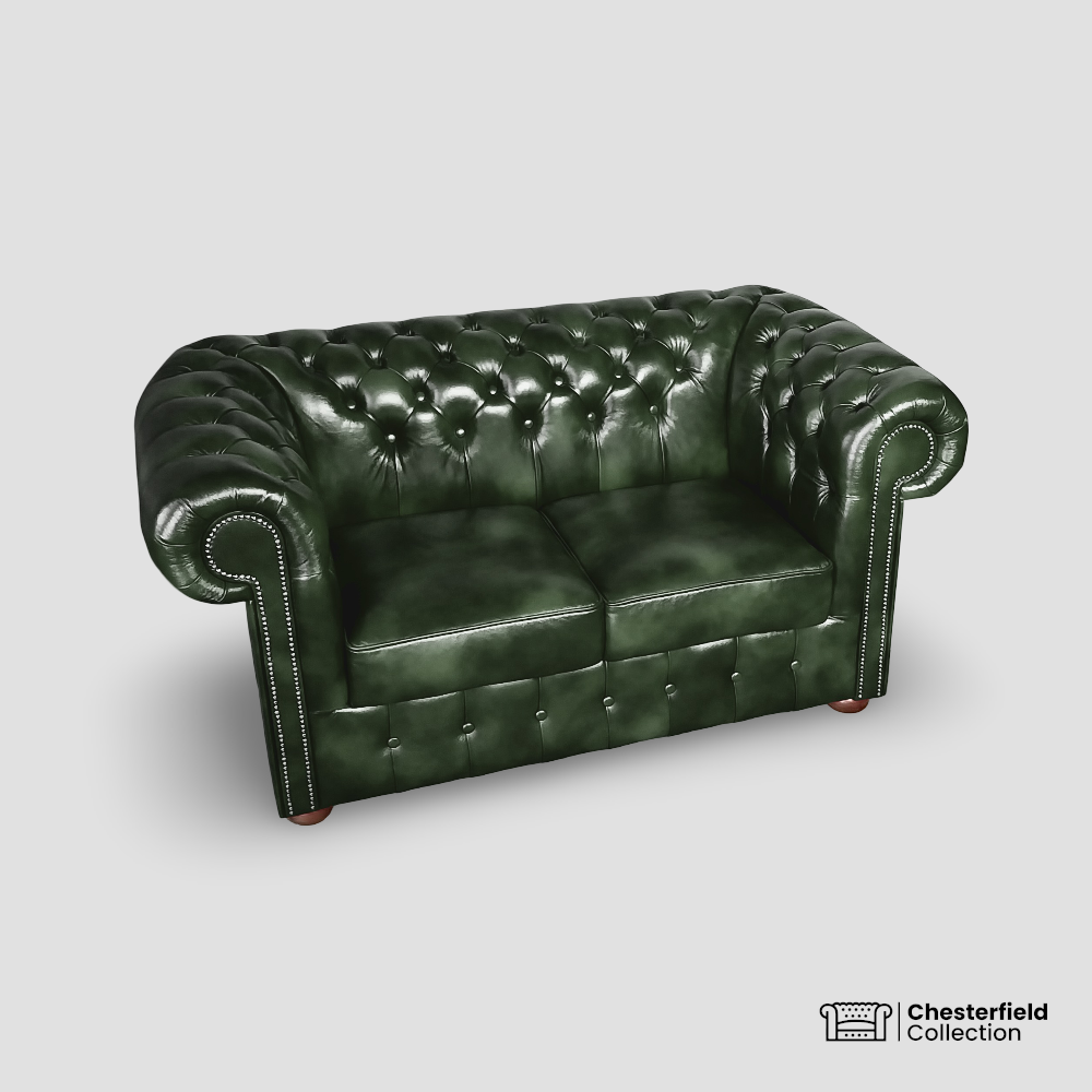 Canapé Chesterfield 2 places Vert Anglais, vue de profil côté gauche.