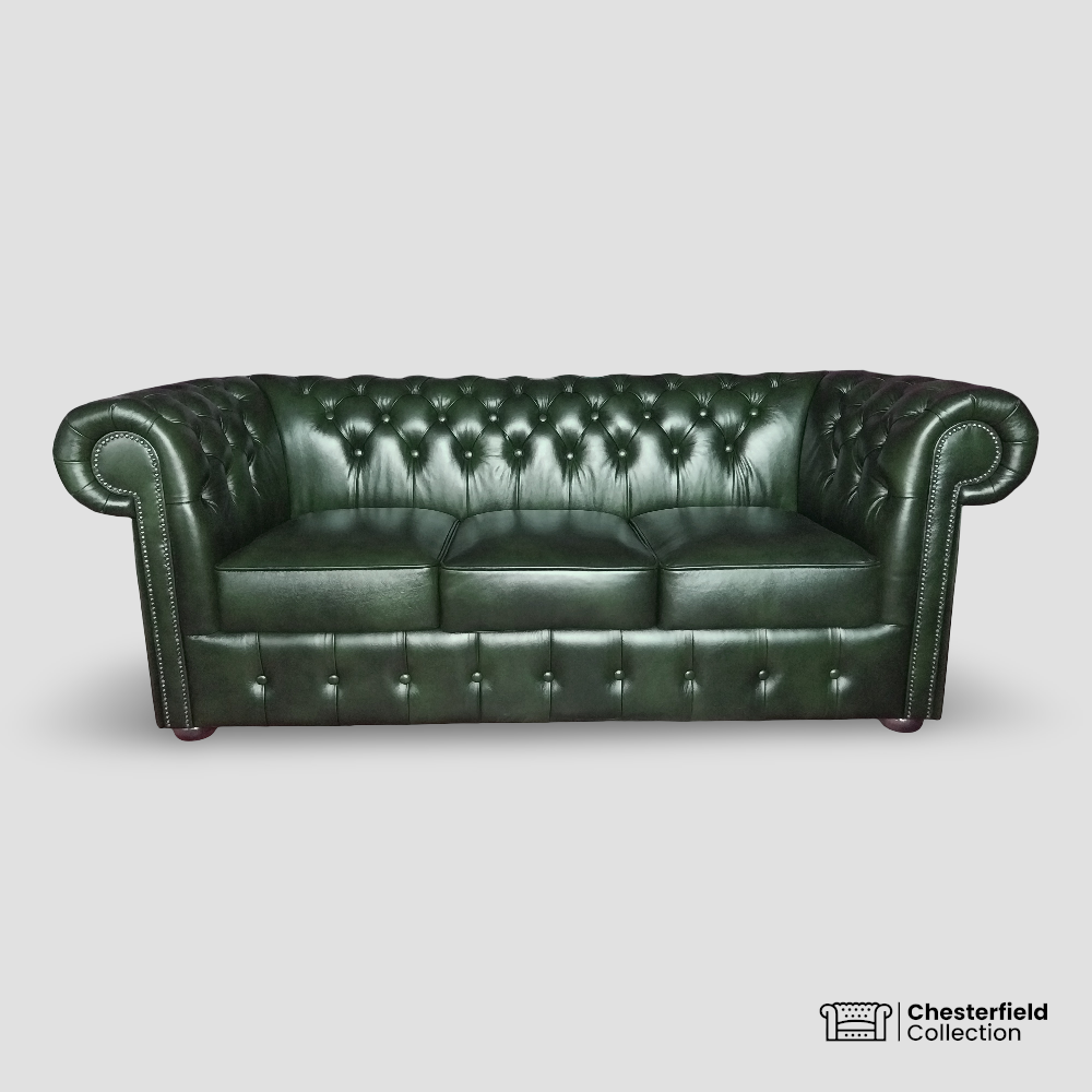 Canapé Chesterfield 3 places Vert Anglais, vue de face.